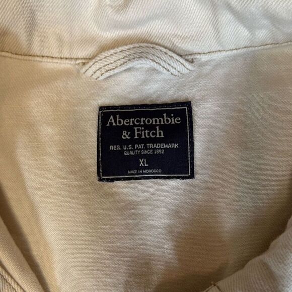 Abercrombie and Fitch utility trucker jacket womens size XL cream color distress - Picture 5 of 8